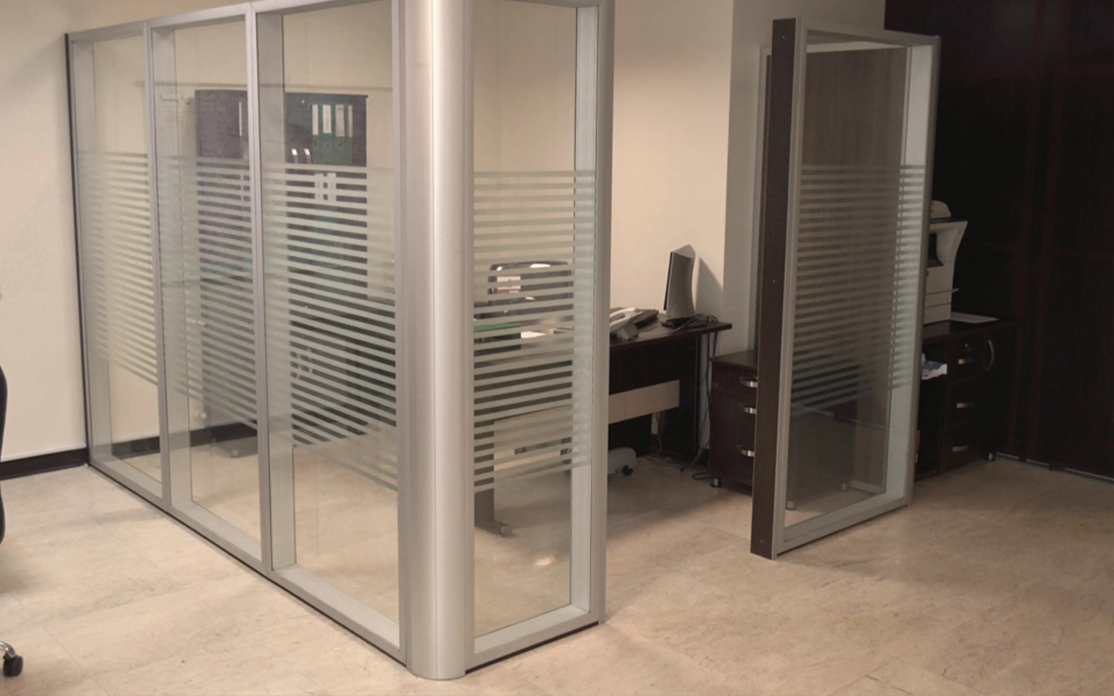 پارتیشن دو جداره آلومینیوم